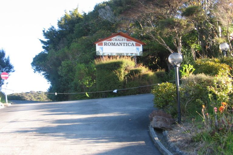 Photo of property in 6 Bedggood Close, Paihia, 0200