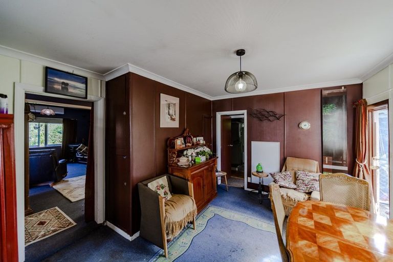 Photo of property in 8a Shanly Street, Waipawa, 4210