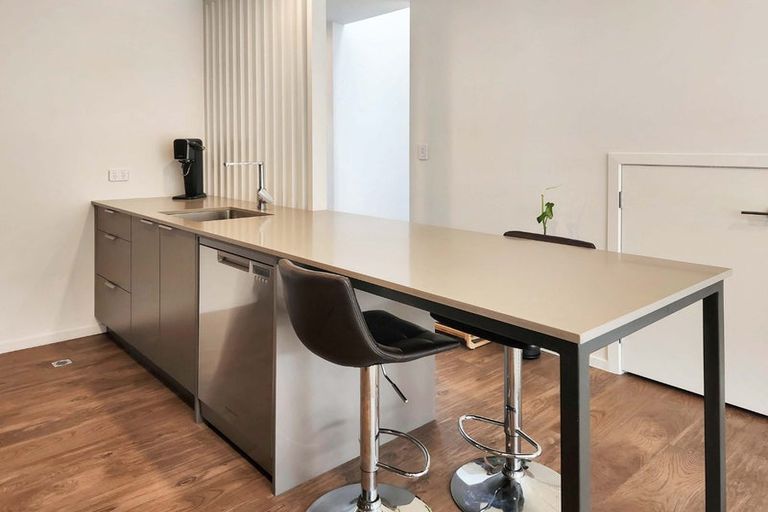 Photo of property in 4/23 Porutu Street, Fairfield, Lower Hutt, 5011