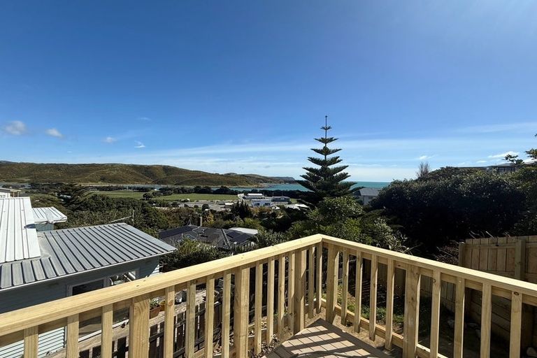 Photo of property in 23 Mana View Road, Paremata, Porirua, 5026