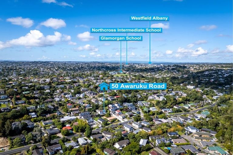 Photo of property in 50 Awaruku Road, Torbay, Auckland, 0630