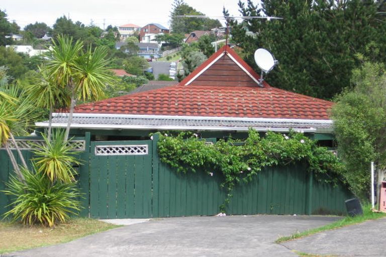 Photo of property in 18 Ceramco Place, Torbay, Auckland, 0630
