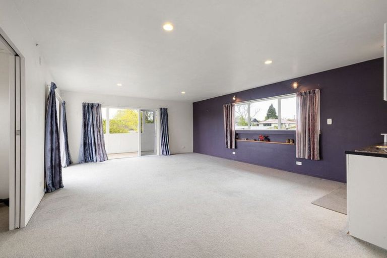 Photo of property in 69 Arnold Street, Leamington, Cambridge, 3432