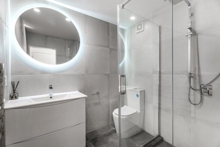 Photo of property in 19a Muir Avenue, Mangere Bridge, Auckland, 2022