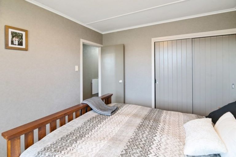 Photo of property in 16 Basley Road, Owhata, Rotorua, 3010