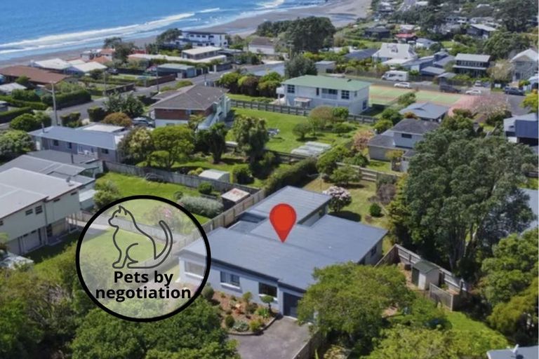 Photo of property in 3 Prudence Place, Oakura, 4314