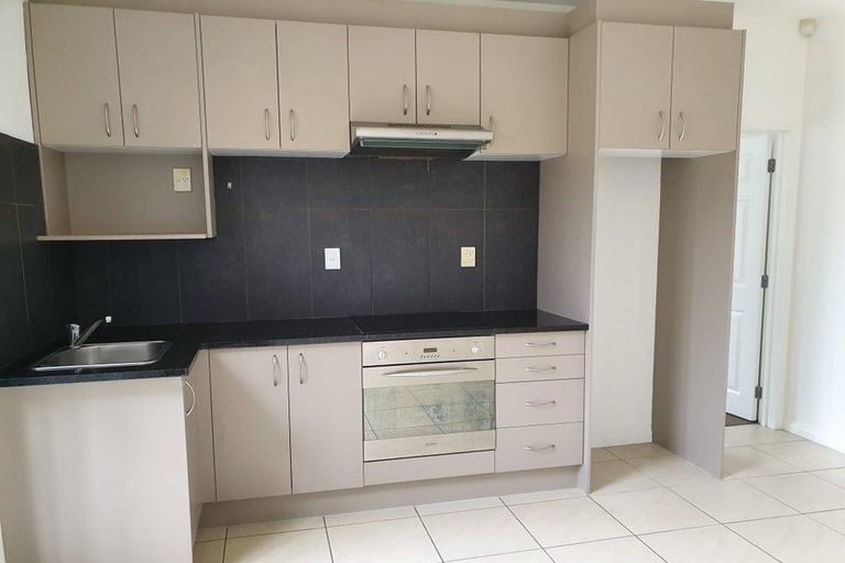 Photo of property in 10 Ballymore Drive, Pinehill, Auckland, 0632