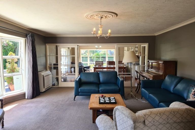 Photo of property in 7 Brookby Crescent, Avonhead, Christchurch, 8042