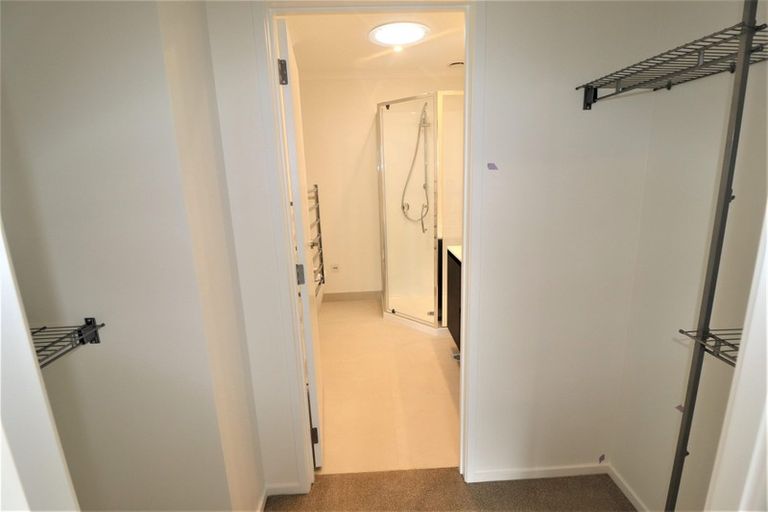 Photo of property in 34 Hobsonville Point Road, Hobsonville, Auckland, 0616