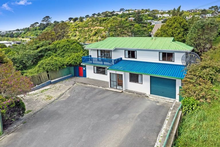 Photo of property in 33 Hindmarsh Street, Johnsonville, Wellington, 6037