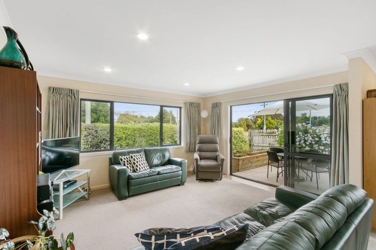 Photo of property in 95 Middle Road, Havelock North, 4130