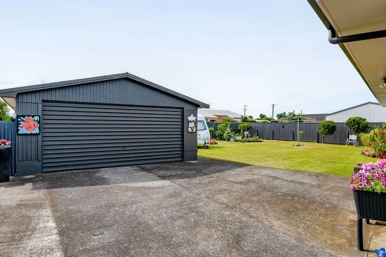 Photo of property in 6 Davidson Street, Hawera, 4610