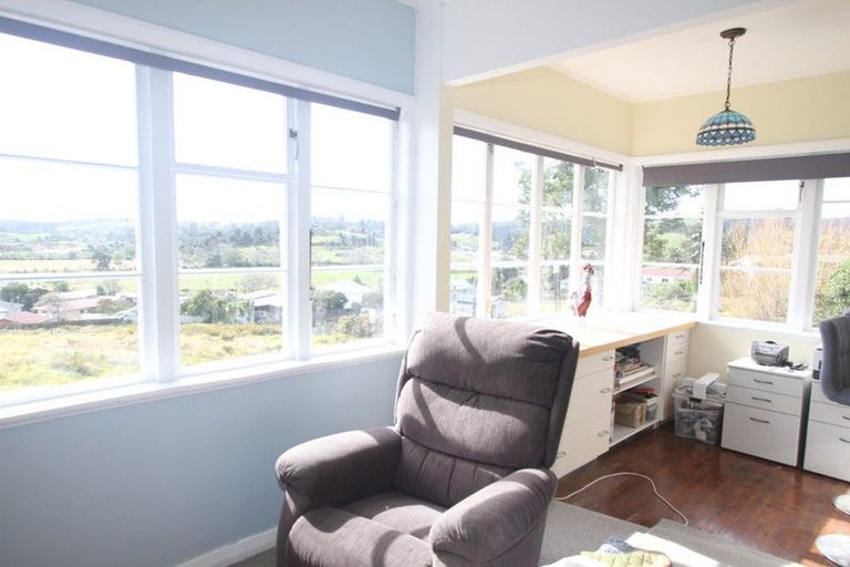 Photo of property in 26 View Road, Hikurangi, 0114