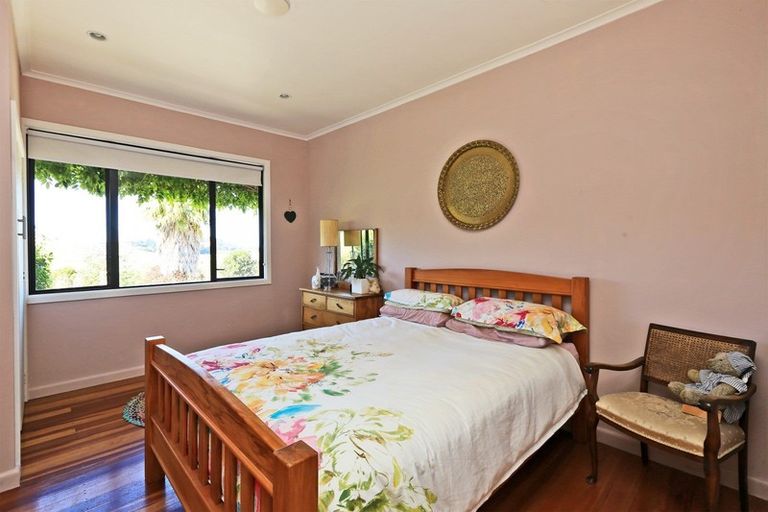 Photo of property in 244 Seafield Road, Eskdale, Napier, 4182