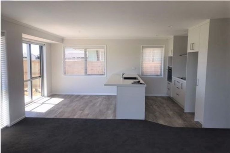 Photo of property in 1 Te Wharo Drive, Papamoa, 3118