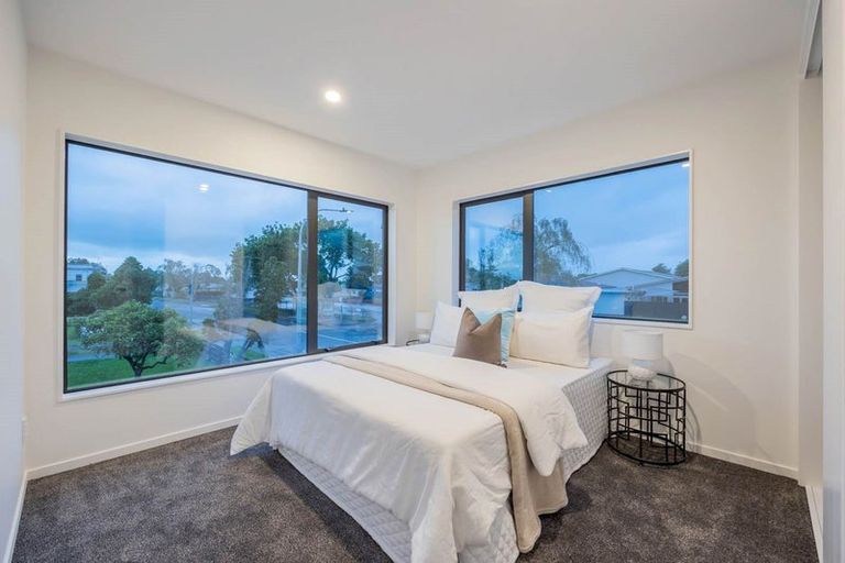 Photo of property in 8e Jupiter Street, Rosehill, Papakura, 2113