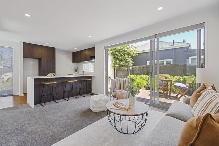 Photo of property in 1/33 Frederick Street, Waltham, Christchurch, 8011