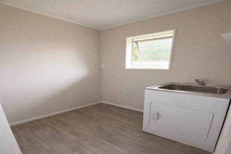 Photo of property in 20 Mascot Avenue, Mangere, Auckland, 2022