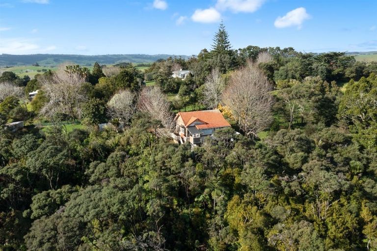 Photo of property in 370 Rimmer Road, Helensville, 0875