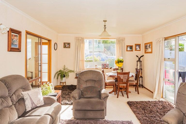 Photo of property in 8b Stuart Street, Holmes Hill, Oamaru, 9401