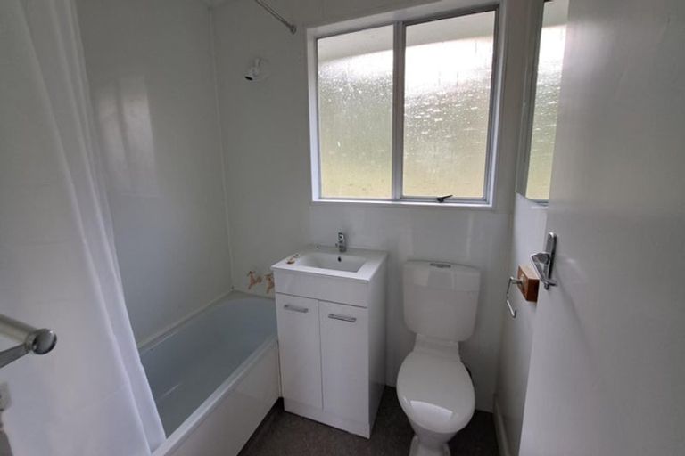 Photo of property in 7b Utah Grove, Totara Park, Upper Hutt, 5018