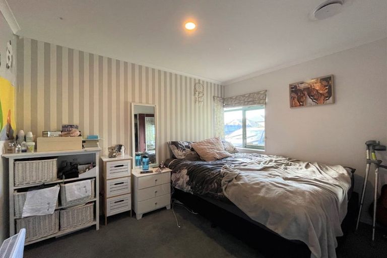 Photo of property in 49 Furlong Crescent, Churton Park, Wellington, 6037