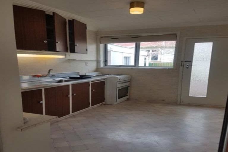 Photo of property in 2/214 Coronation Avenue, Welbourn, New Plymouth, 4310