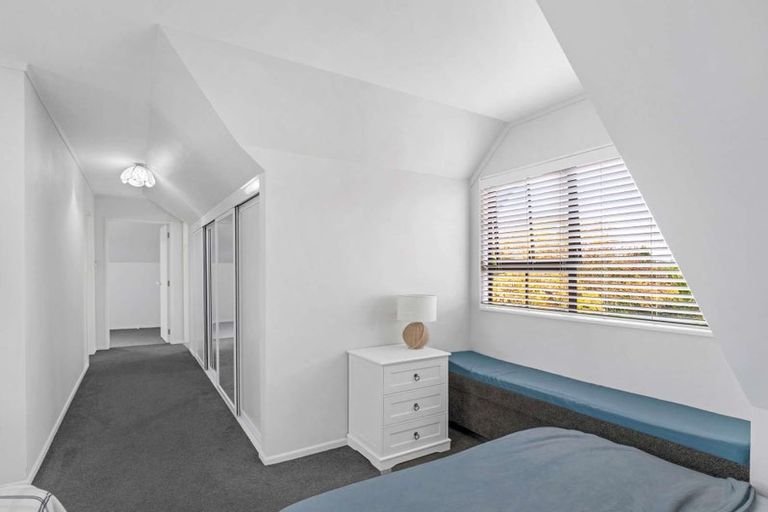 Photo of property in 5 Hampton Place, Springvale, Whanganui, 4501