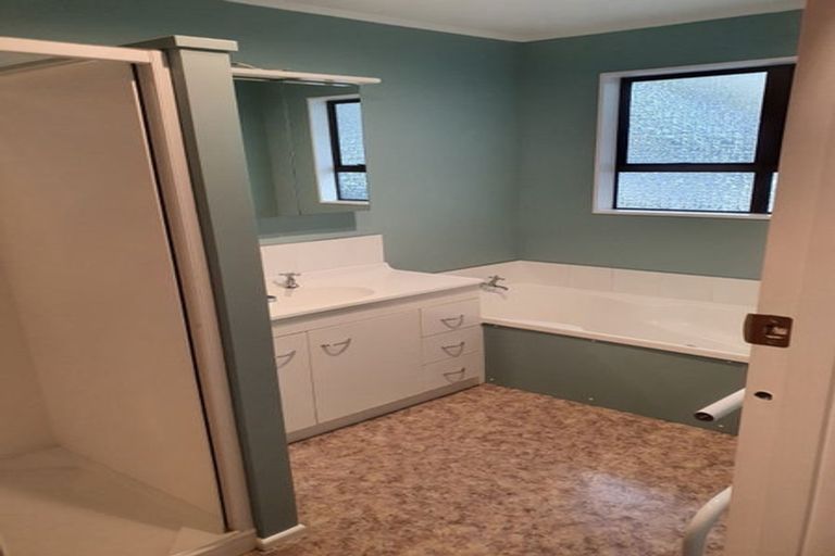 Photo of property in 6 Oldfield Place, Bulls, 4818