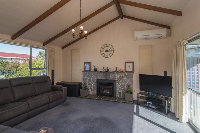 Photo of property in 16 Godley Place, Oceanview, Timaru, 7910