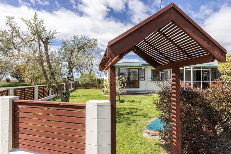 Photo of property in 60 Jervois Road, Jervoistown, Napier, 4112