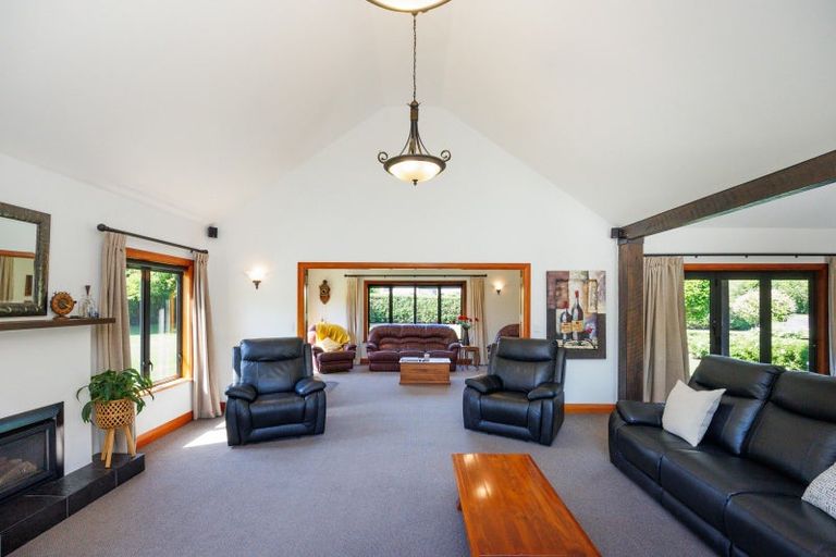 Photo of property in 443 Stoney Creek Road, Kelvin Grove, Palmerston North, 4470