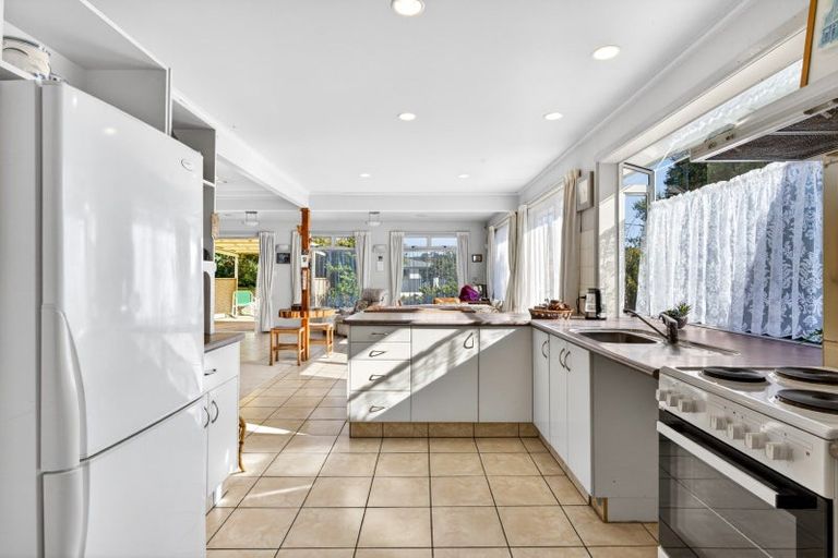 Photo of property in 7 Windsor Terrace, Taradale, Napier, 4112