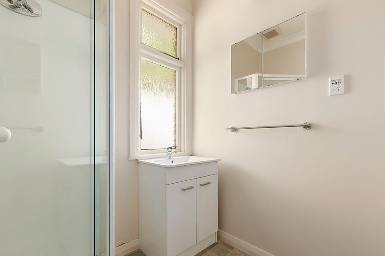 Photo of property in 26 Durham Street, Mornington, Dunedin, 9011