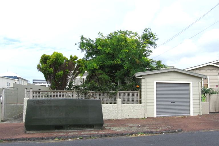 Photo of property in 4 Barrington Road, Grey Lynn, Auckland, 1021