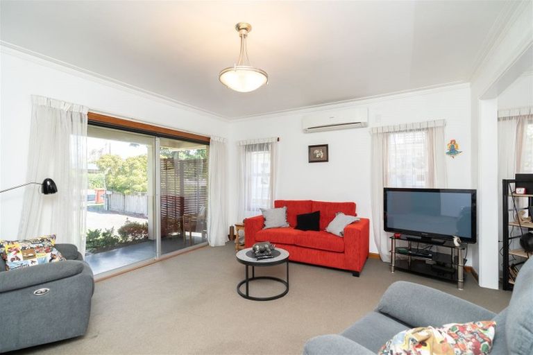 Photo of property in 12 Taylor Terrace, St Andrews, Hamilton, 3200