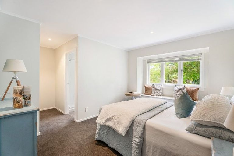 Photo of property in 21 Chester Avenue, Greenhithe, Auckland, 0632