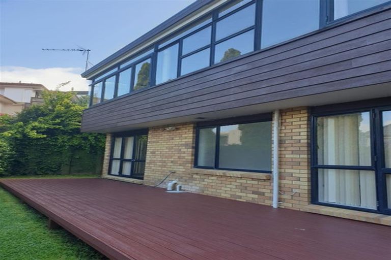 Photo of property in 1/30 Mccahill Views, Botany Downs, Auckland, 2010