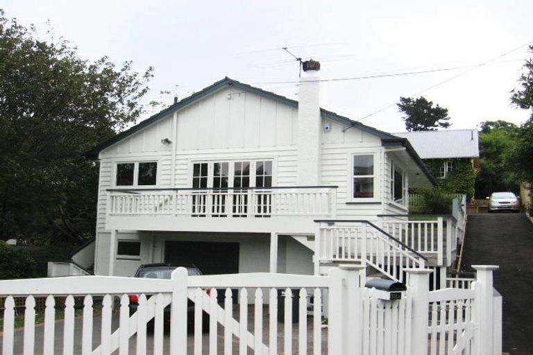 Photo of property in 32a Cashmere Avenue, Khandallah, Wellington, 6035