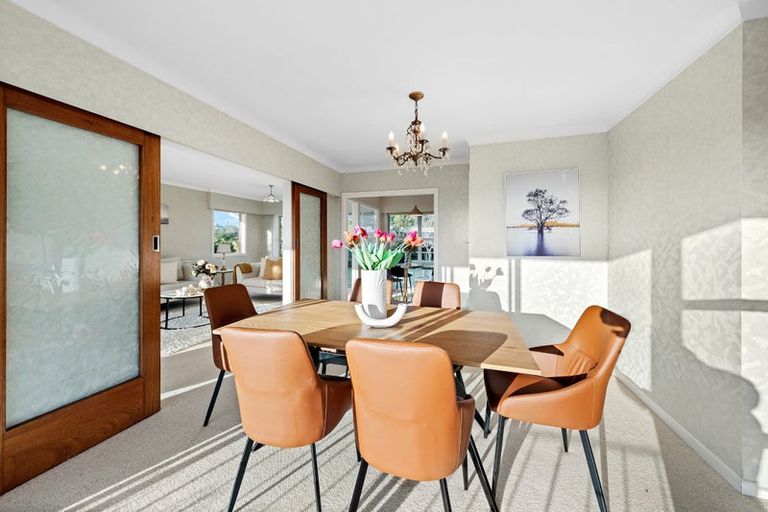 Photo of property in 4 The Anchorage, Sunnyhills, Auckland, 2010