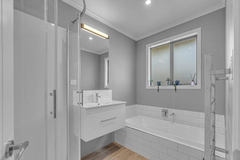 Photo of property in 22 John Raven Lane, Woodend, 7610