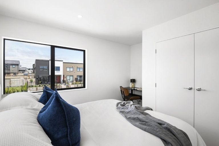 Photo of property in 3 Rautahi Street, Flat Bush, Auckland, 2019