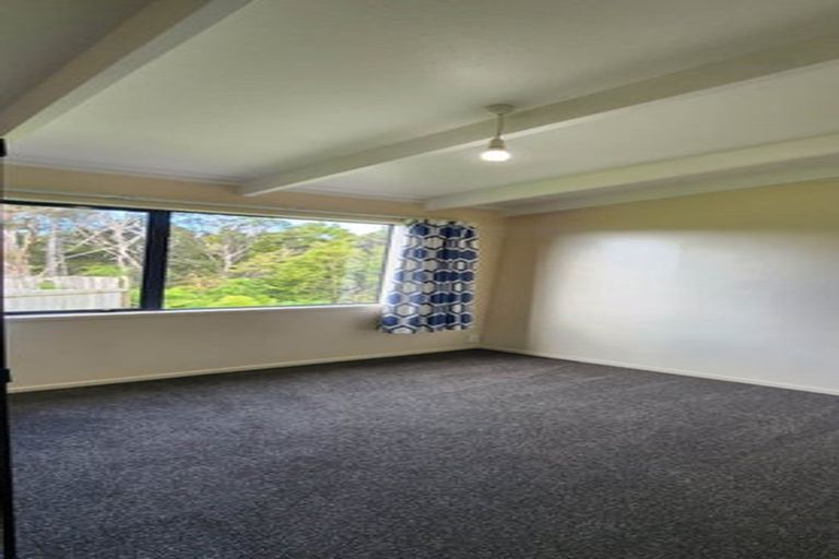 Photo of property in 39a Awhiorangi Promenade, Swanson, Auckland, 0816