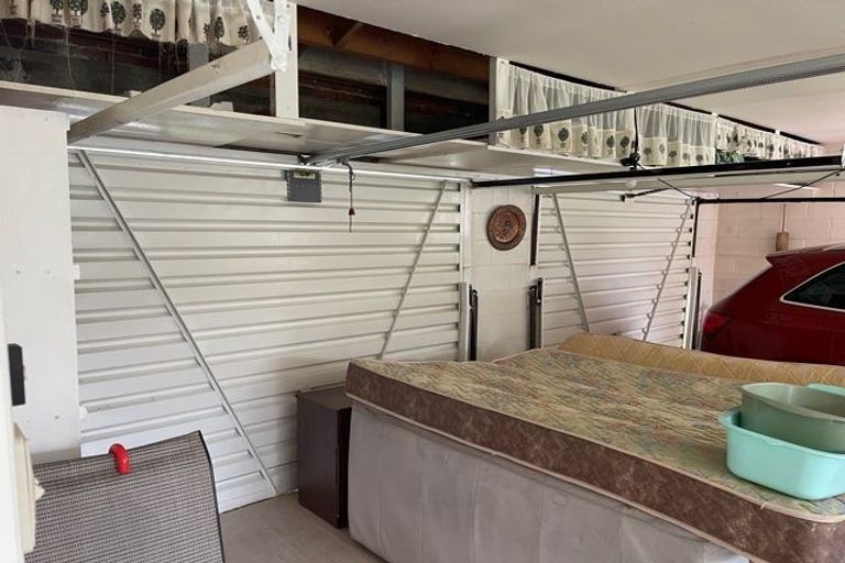 Photo of property in 7 Sea Spray Drive, Bucklands Beach, Auckland, 2012