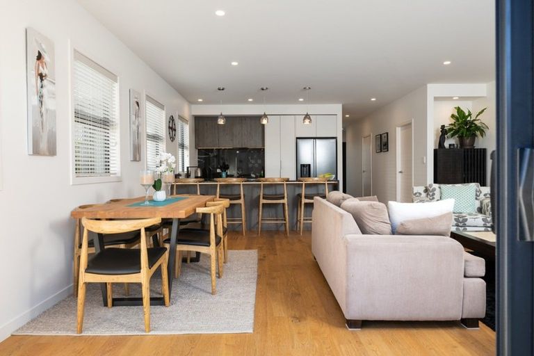 Photo of property in 10a Percy Road, Papamoa Beach, Papamoa, 3118