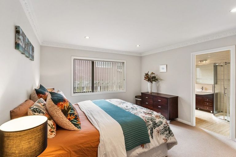 Photo of property in 12 Beatrice Place, Flat Bush, Auckland, 2016