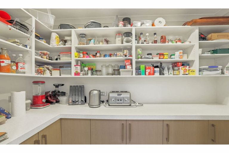 Photo of property in 24 Reka Street, Parklands, Christchurch, 8083