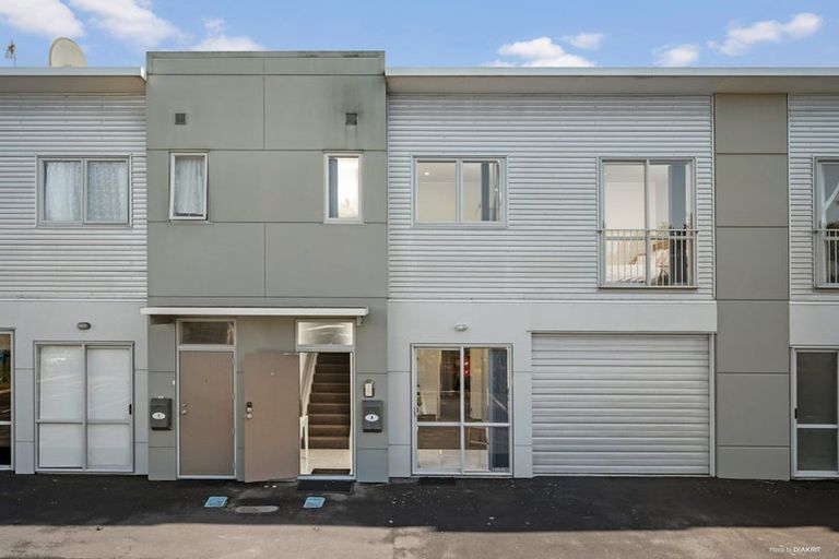 Photo of property in 8/15 Bishop Lenihan Place, East Tamaki, Auckland, 2013