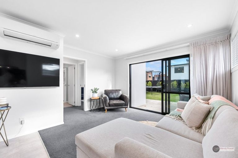 Photo of property in 4 Aston Crescent, Wallaceville, Upper Hutt, 5018