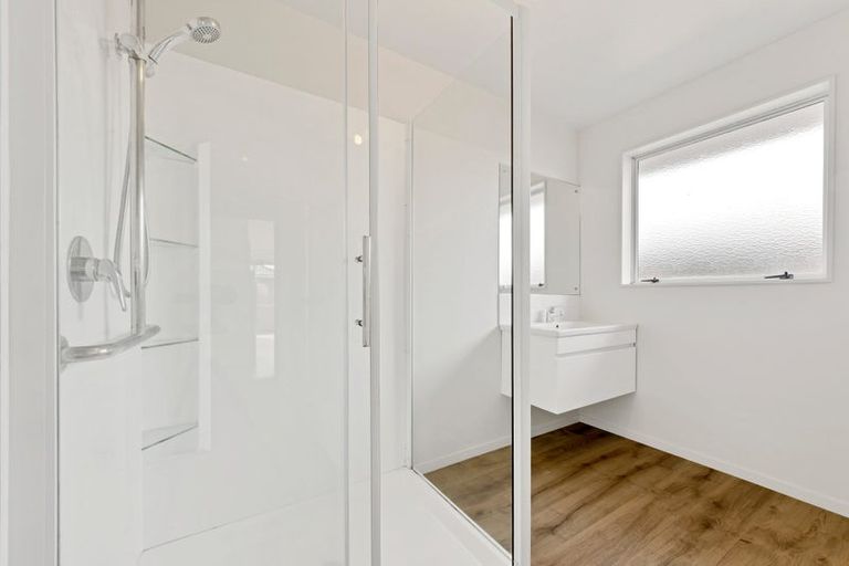 Photo of property in 1/127 Gilberthorpes Road, Hei Hei, Christchurch, 8042